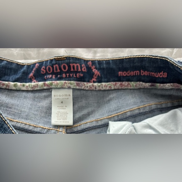 Sonoma modern Bermuda jeans shorts size 4 - Picture 3 of 3